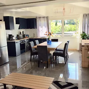 Bienvenue Chez Alain Et Marie Appartamento